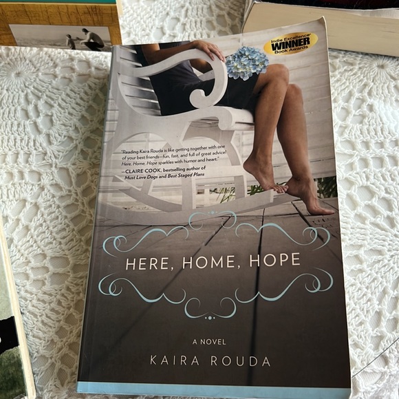 Books - Paperbacks - Picture 6 of 9